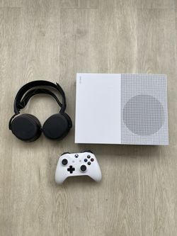 Xbox One S 1tb All Digital With Steel Series Headset