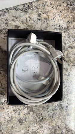 MagSafe power Adapter
