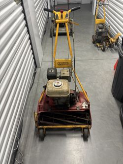 Honda Mclane Lawn Mower