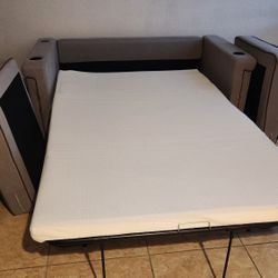 $105 Cama /sofa 