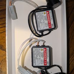 Stock HID Headlight Ignitor For 99-04 Acura, Honda, and Nissan