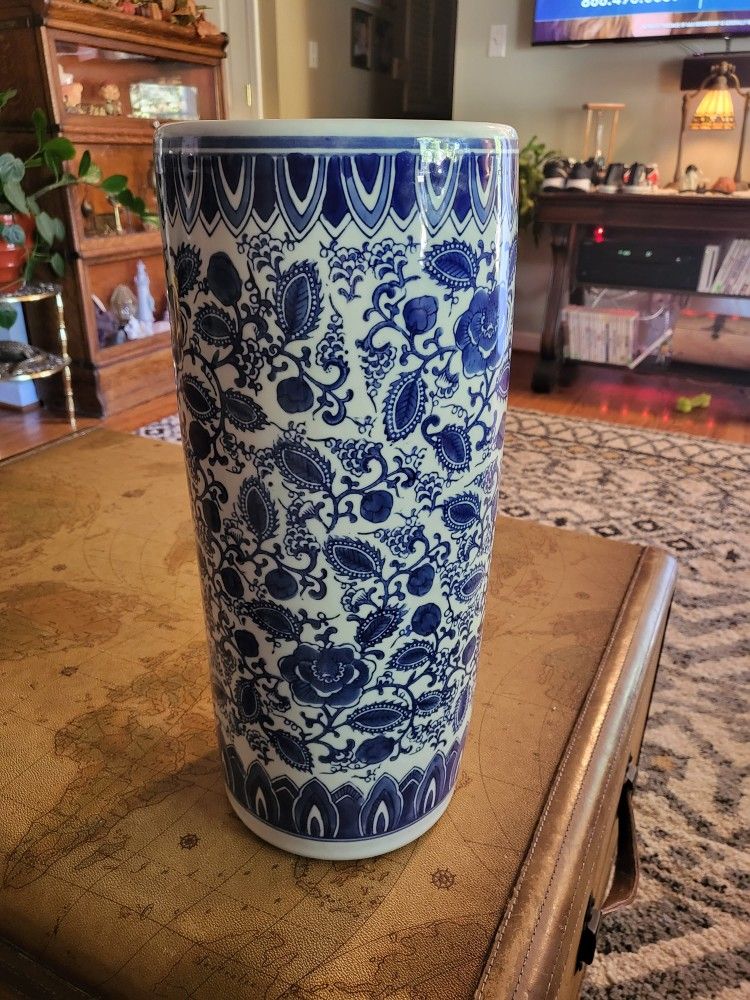 17x8 Decorative Vase