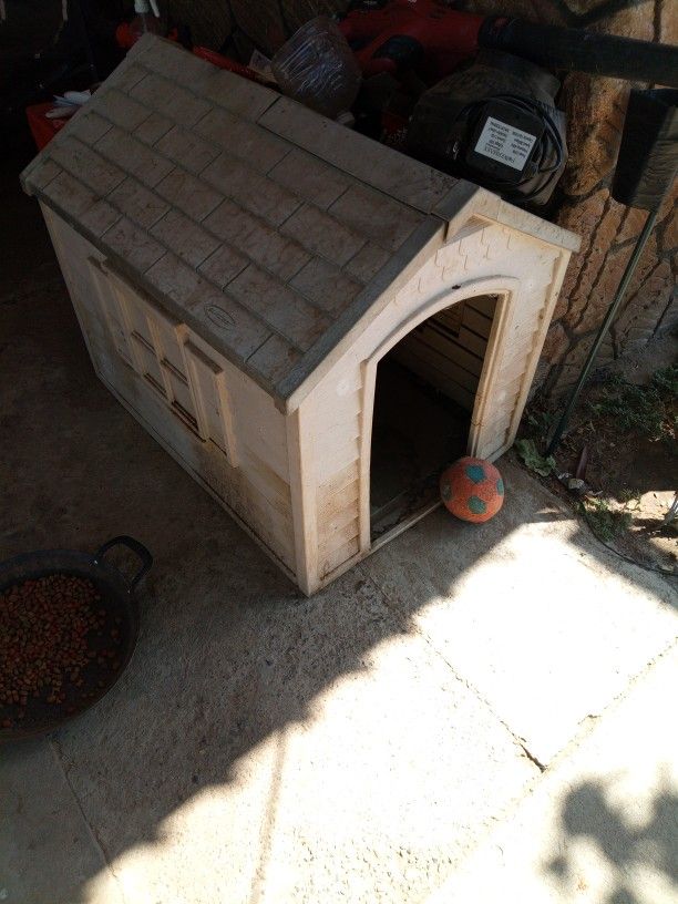 Dog House