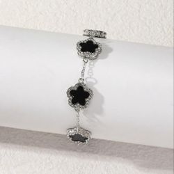 Fashion Jewelry Black Flower Bracelet