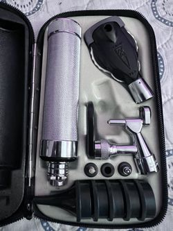 Welch Allyn Otoscope