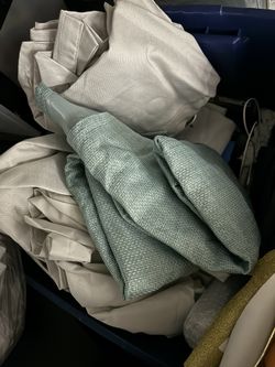Curtains & blankets