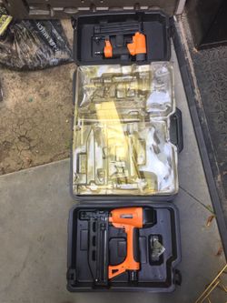 Black & Decker 12 V Finish Nailer for Sale in Lakewood, WA - OfferUp