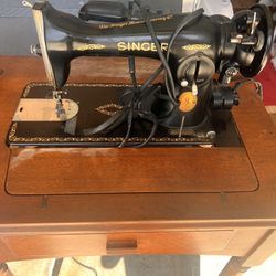 Singer Sewing Machine #15