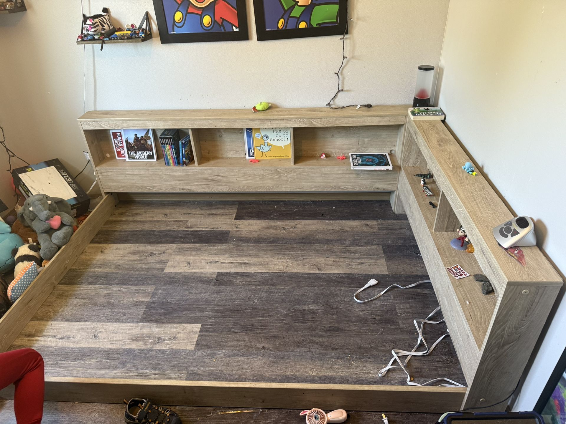 Full Size Floor Bed With Storage Shelves With Mattress