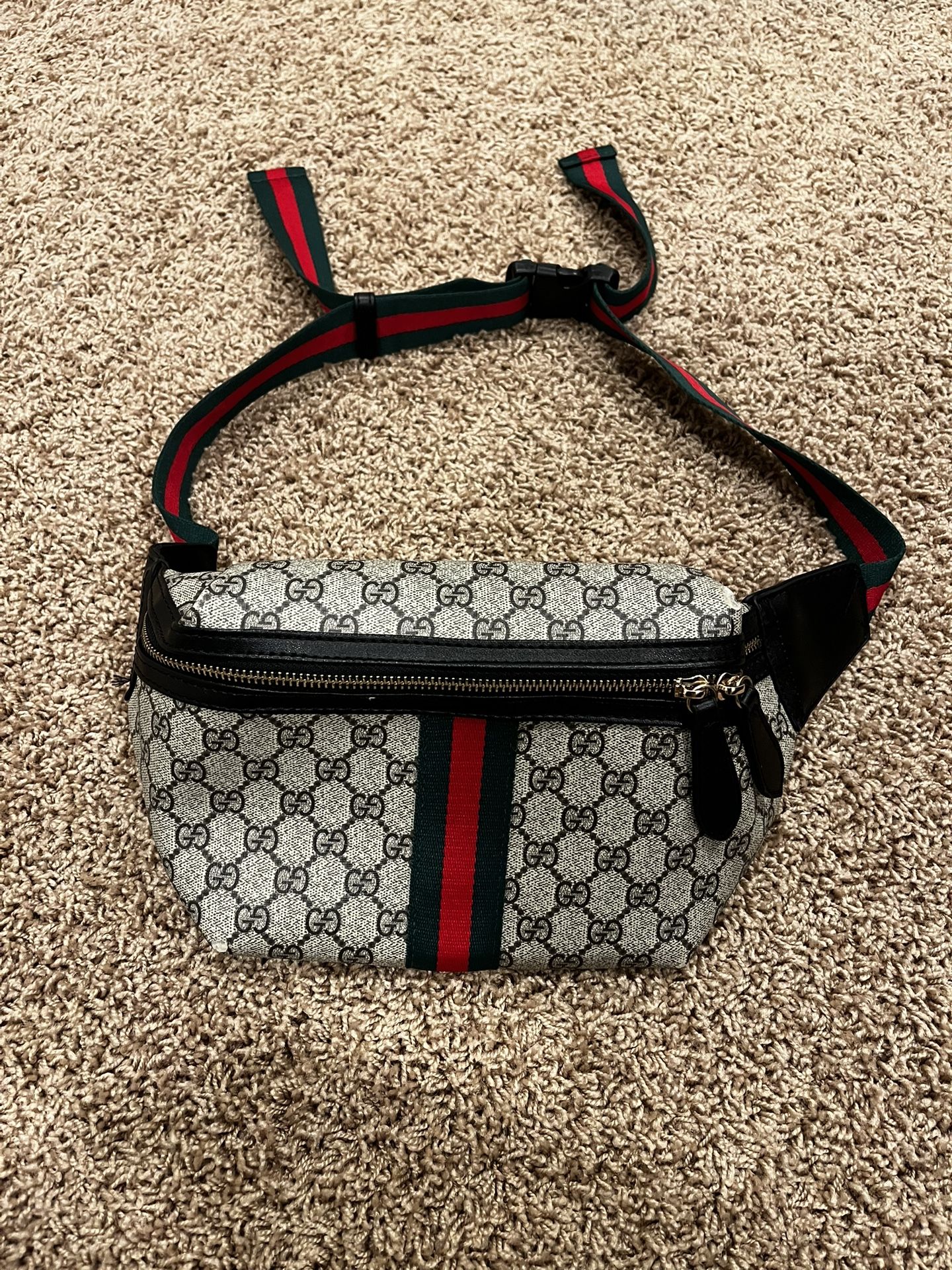 Gucci Fannypack