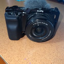 SONY ZVE-10