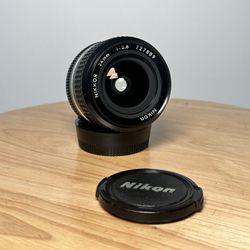 Nikon 24mm 2.8 AIS lens