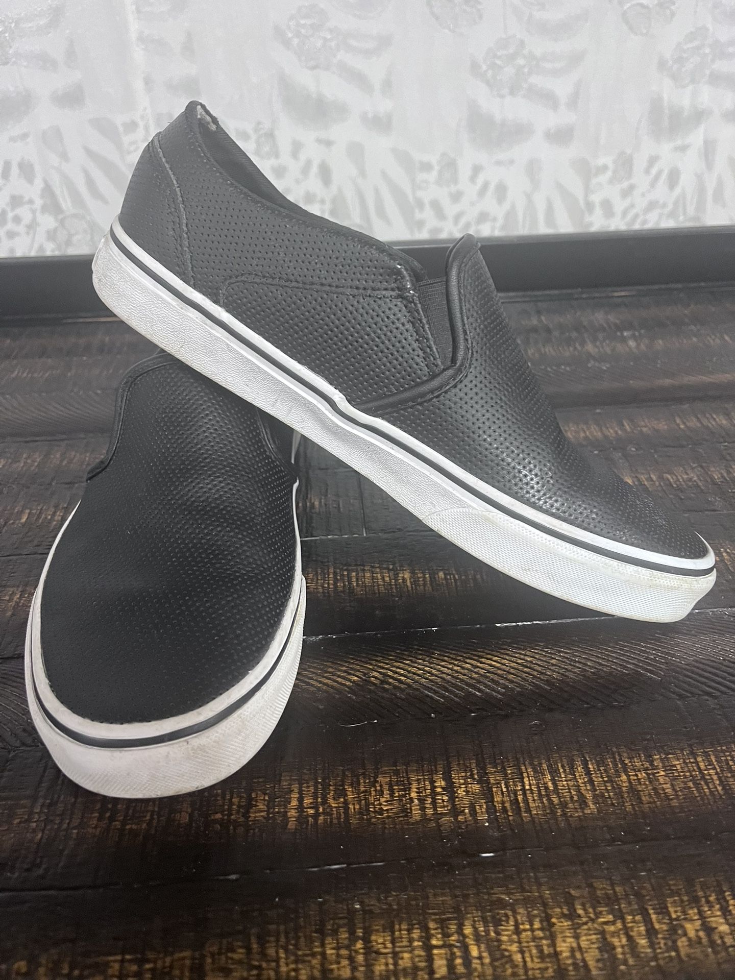 Women Vans Slip On Shoes