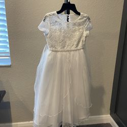Size 8 Pure White Flower Girl Or First Communion Dress