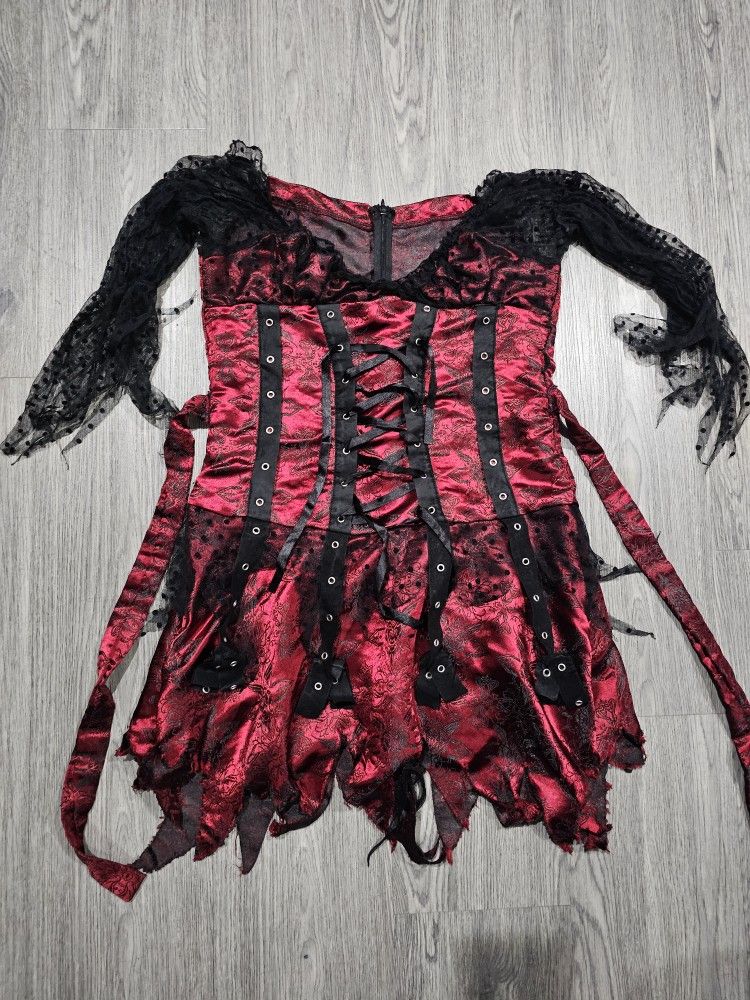 Adult Women's Vampire with Cape Costume