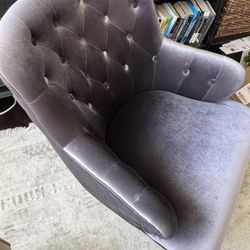 Grey Tufted Velvet Chair