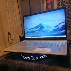 HP Pavilion Touchscreen Laptop 15.6" 12GB 🫢1.5TB Drive storage i5 Quad