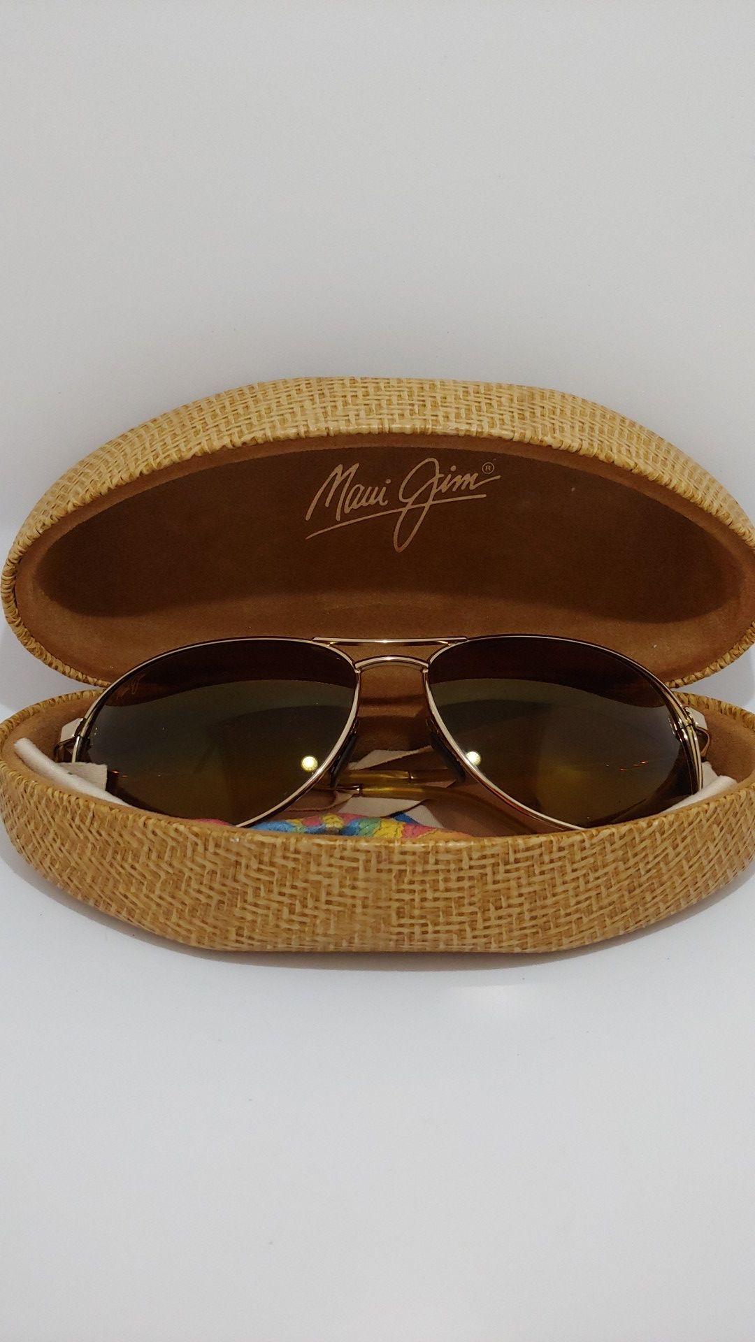 Maui Jim Akoni #MJ 117-16 Gold Frame, Bronze Polarized Mirrored Glass Lenses