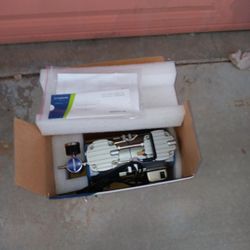 Rocker 811 Oil Free Vacuum Pump 