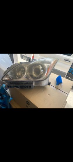 Infiniti G37 Headlight  Lado Izquierdo