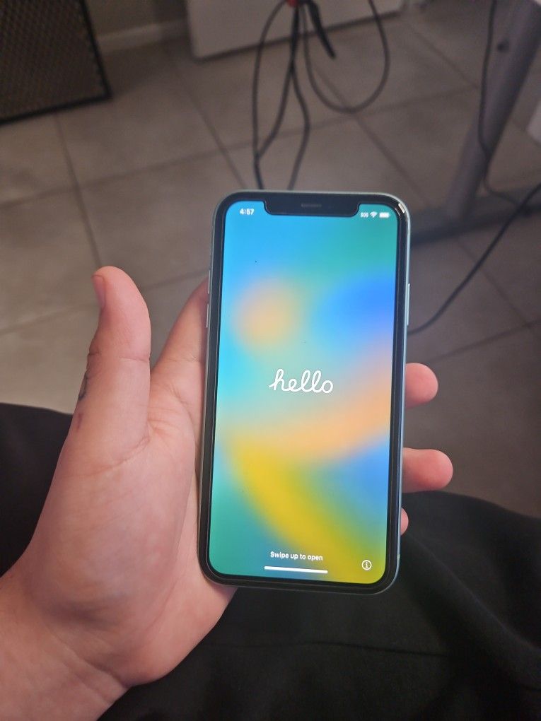 UNLOCKED Mint Green IPhone 11 64gb for Sale in Mesa, AZ OfferUp