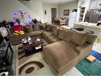 Sofa for sale 500 dollars