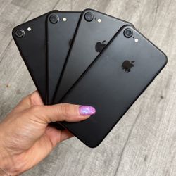 iPhone 7 32GB Unlocked 