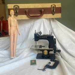 Antique Children’s Sewing Machine. 1953