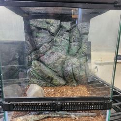 REPTILE TANK