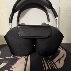AirPods Pro Max