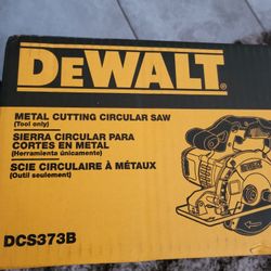 Dewalt Sierra Circular Para Metal Nueva