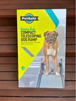 NEW IN BOX  Compact Dog Ramp