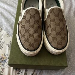 Gucci Shoes 
