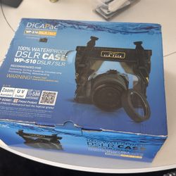 Under water DSLR housing case