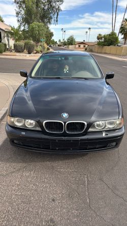 2003 BMW 525i