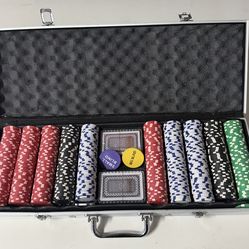 Big poker chips, suitcase