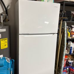 Refrigerator Freezer