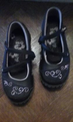Little girls size 11 1/2 Skechers dress shoes