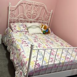 Full Size Bed Girls/Teen