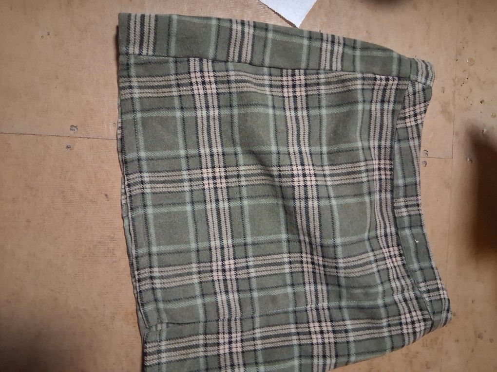 Green Plad Skirt