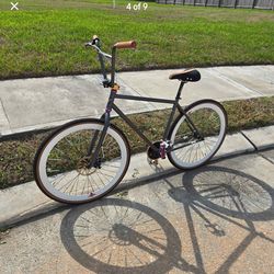 RARE 700c REDLINE URBIS  BIKE