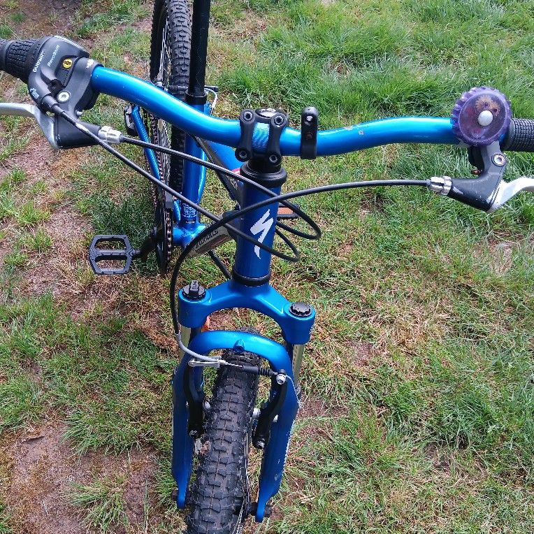 20 Inch Specialized Hotrock 6 Speed. Vacation Use Only Nice Bike