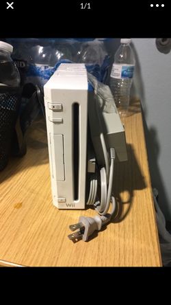 Wii Console with multiple games
