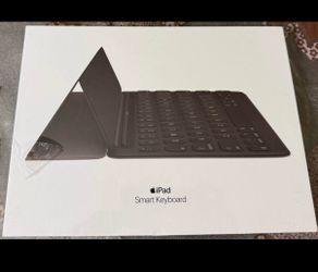 Apple Smart Keyboard for iPad
