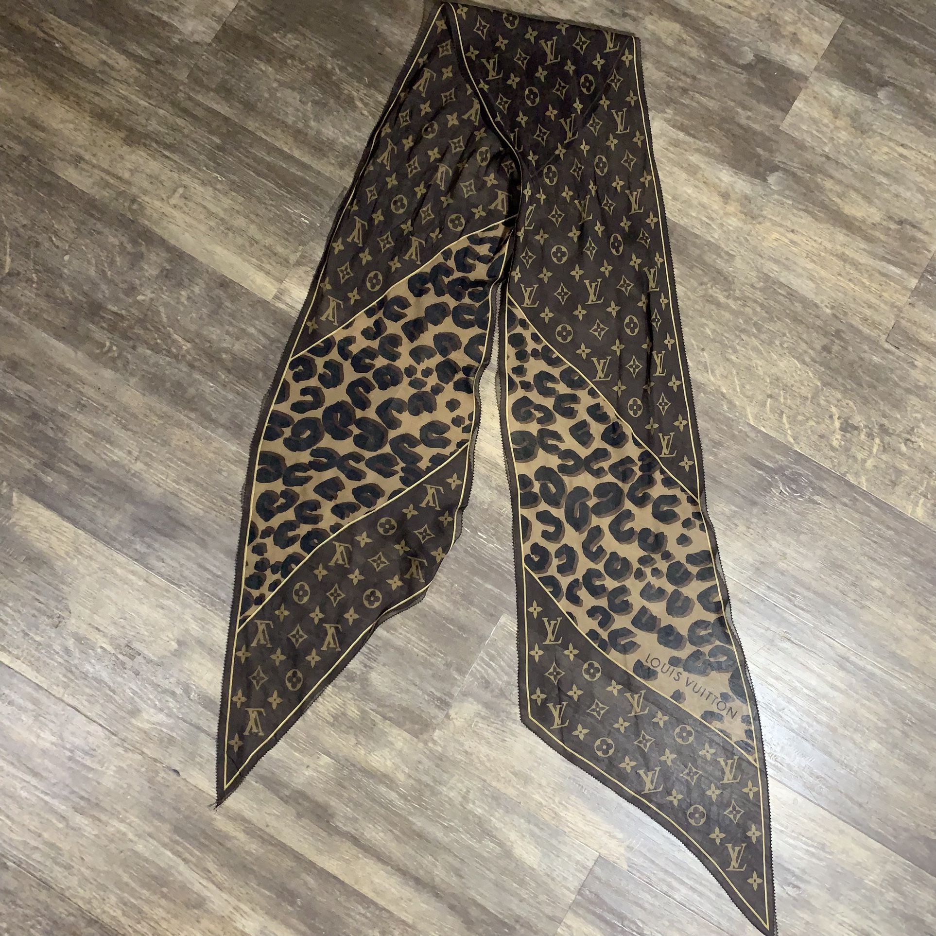 Louis Vuitton Brown Silk Monogram Leopard Sprouse Scarf/Wrap 