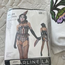 Costume