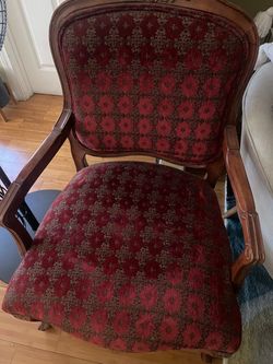 Mid century style chair