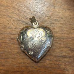 Stunning Sterling Heart Locket 