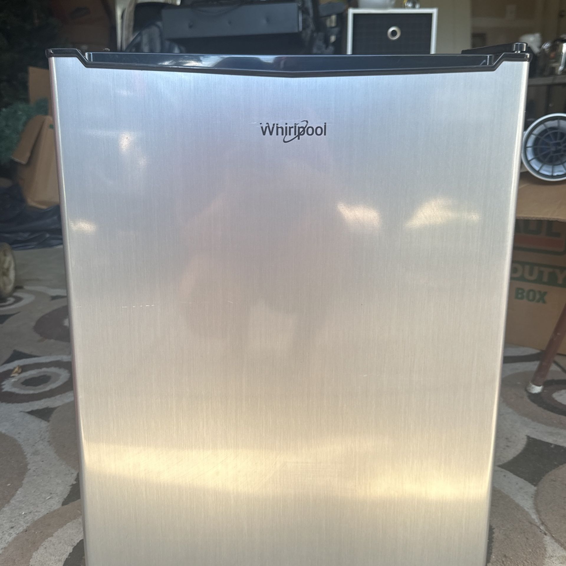 Whirpool Mini Fridge