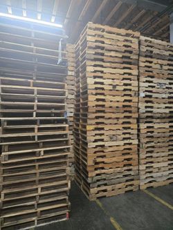 Buying..Broken pallets